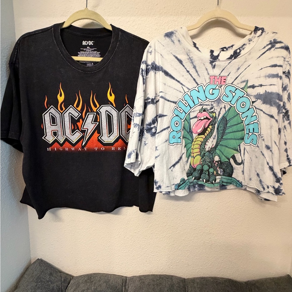 Women’s Cropped Band Tee’s